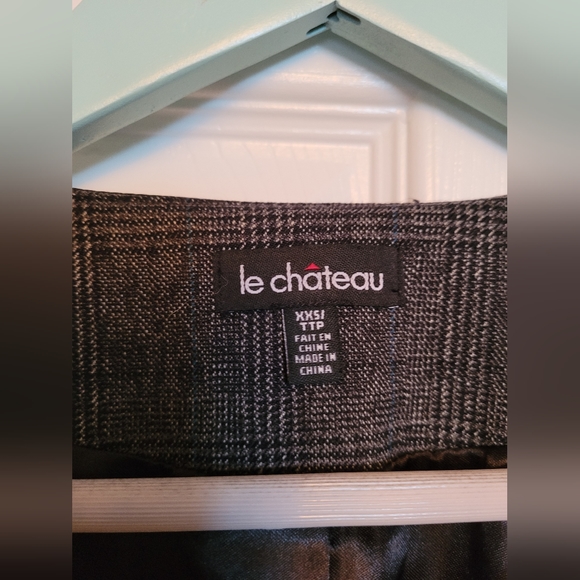 LeChateau vest - Picture 2 of 3